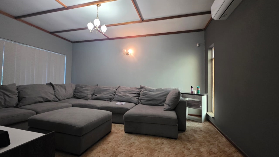 3 Bedroom Property for Sale in Flamwood North West